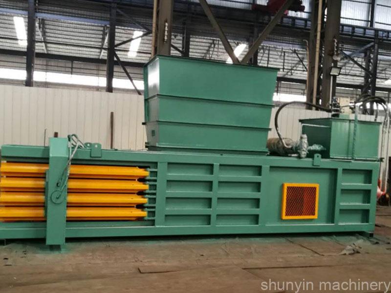 Horizontal hydraulic baling compression: Shunyin's system for hydraulic baling compression.