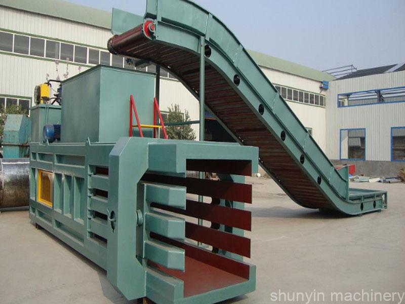 Horizontal baling machine for sale, ideal for commercial recycling needs.