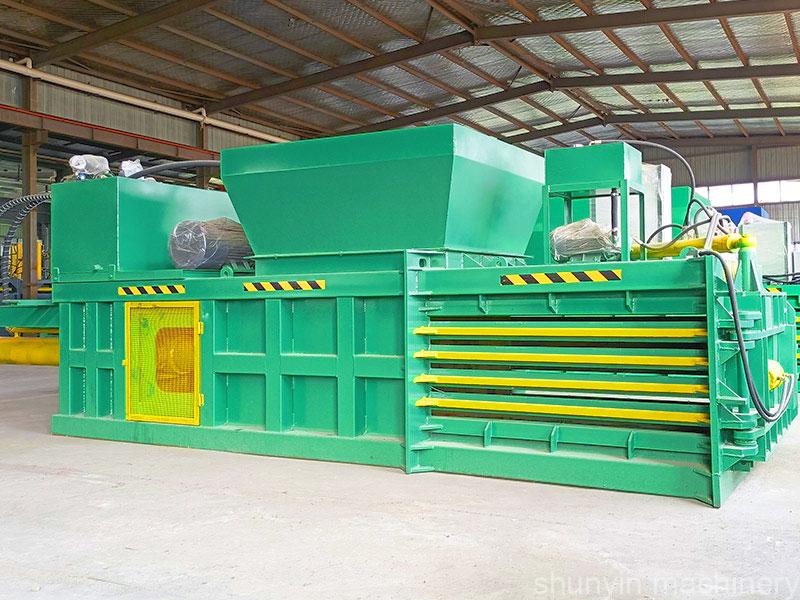 Horizontal waste compaction equipment: Shunyin's equipment for effective waste compaction.