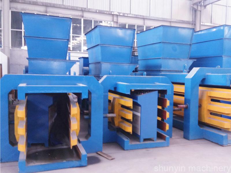 High-efficiency hydraulic compression baler for industrial material management