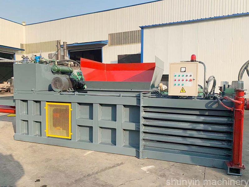 Hydraulic baling compression system for waste and material compacting