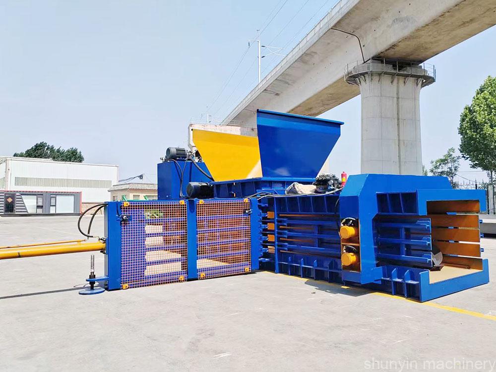 Horizontal cardboard baling press for paper recycling and compaction