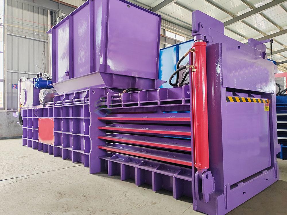 Ideal for large industries, this horizontal baler handles high volumes of waste efficiently.
