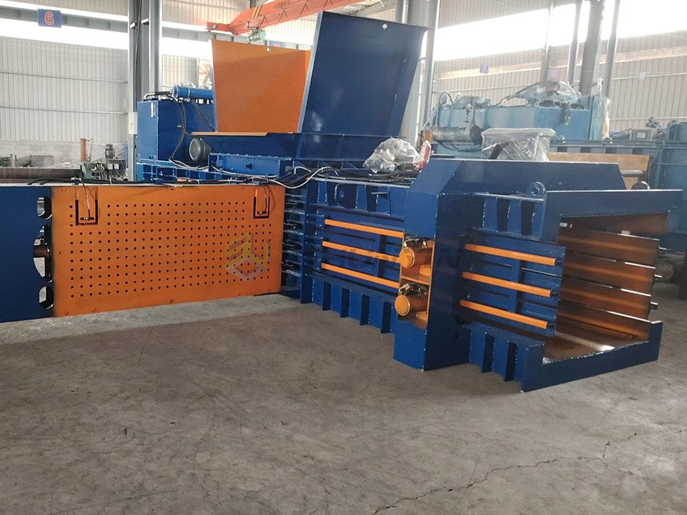 Cost comparison chart for horizontal baler machine models