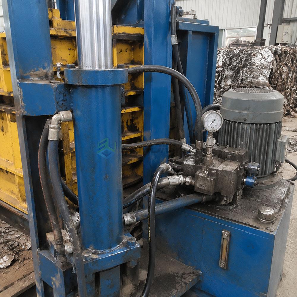 material-specific balers hydraulic systems