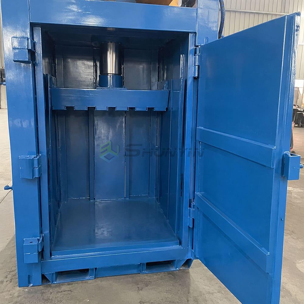 Different parameters defining vertical baler size parameters for baler size